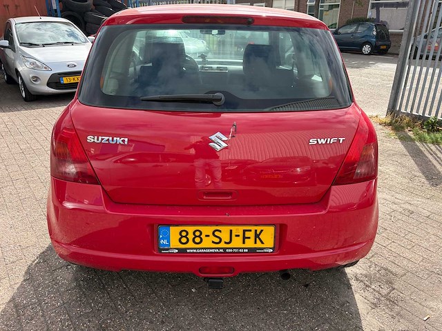 2006 suzuki swift 1.3 gls personenauto - afbeelding 17 van  24