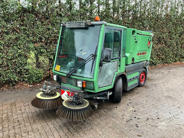 2006 swingo zelfrijdende veegmachine - afbeelding 1 van  15