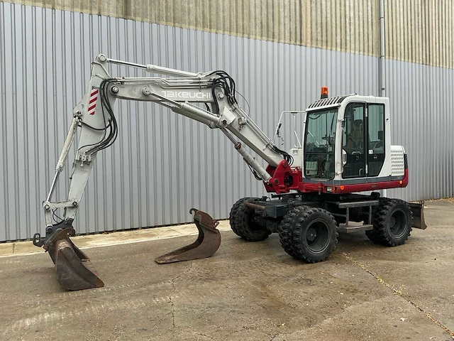 2006 takeuchi tb175w mobiele graafmachine met cw10, 2 bakken en extra banden - afbeelding 1 van  32