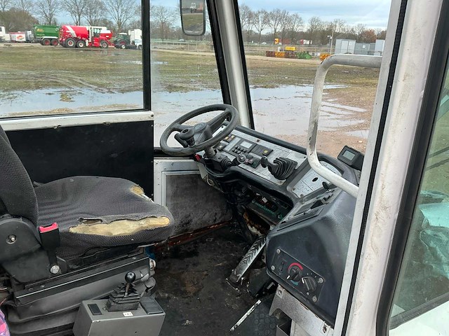 2006 terberg yt222 terminaltrekker - afbeelding 7 van  10