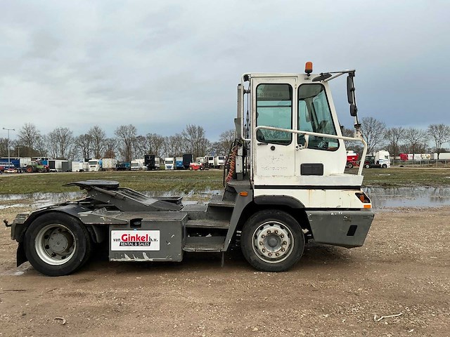 2006 terberg yt222 terminaltrekker - afbeelding 9 van  10