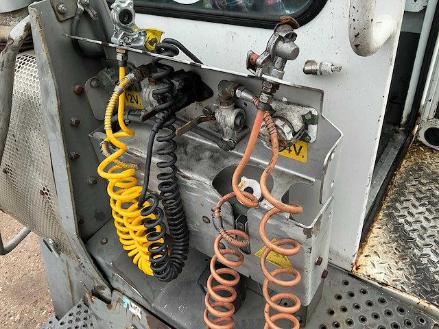 2006 terberg yt222 vrachtwagen - afbeelding 8 van  24