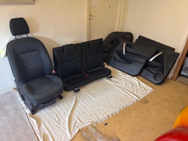 2006 tot 2013 nissan quasqai passagiersstoel voor, achterste achterbank, deurpanelen - afbeelding 1 van  10