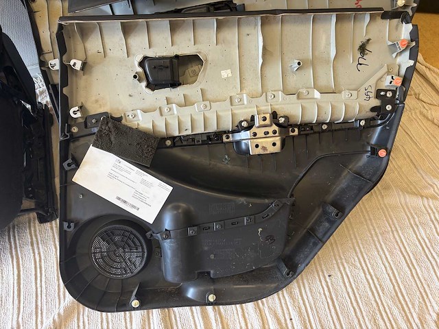 2006 tot 2013 nissan quasqai passagiersstoel voor, achterste achterbank, deurpanelen - afbeelding 9 van  10