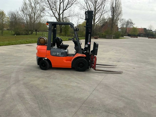 2006 toyota 42-7fgf25 vorkheftruck - afbeelding 36 van  79