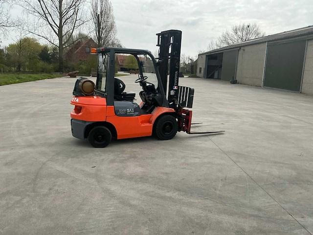 2006 toyota 42-7fgf25 vorkheftruck - afbeelding 38 van  79