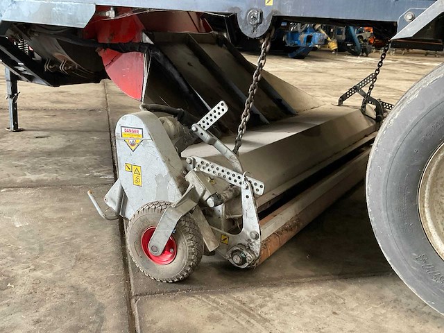 2006 trilo sg 600 vacuum sweeper zuigwagen - afbeelding 8 van  15