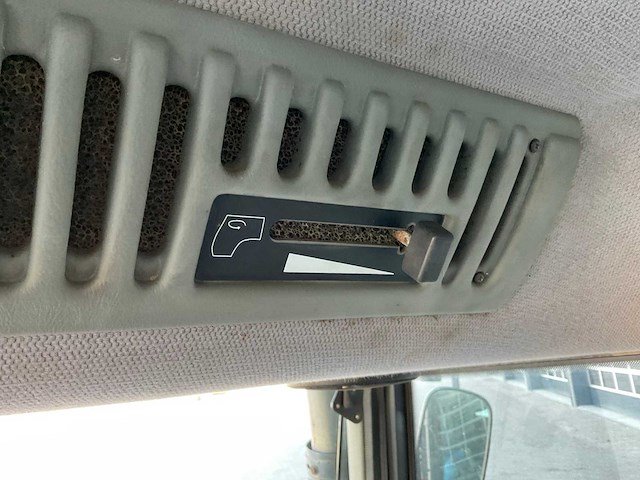 2006 valtra 6850 hi-tech vierwielaangedreven landbouwtractor - afbeelding 14 van  34