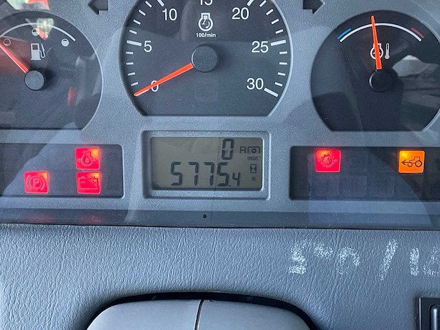 2006 valtra 6850 hi-tech vierwielaangedreven landbouwtractor - afbeelding 16 van  34