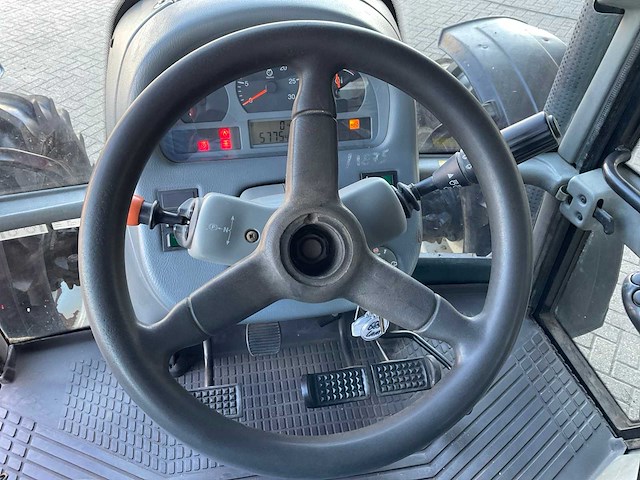 2006 valtra 6850 hi-tech vierwielaangedreven landbouwtractor - afbeelding 17 van  34