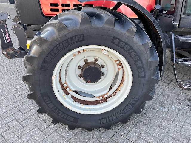 2006 valtra 6850 hi-tech vierwielaangedreven landbouwtractor - afbeelding 30 van  34