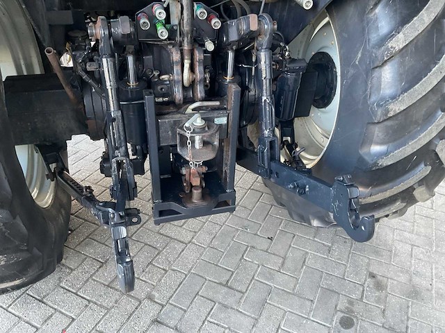 2006 valtra 6850 hi-tech vierwielaangedreven landbouwtractor - afbeelding 33 van  34