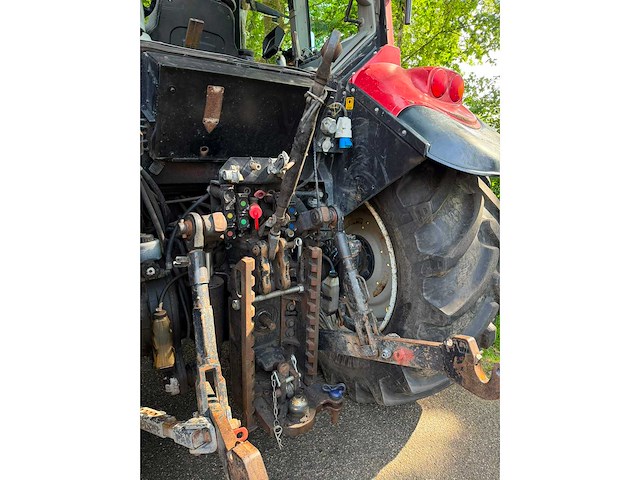 2006 valtra t190 7.4l vierwielaangedreven landbouwtractor - afbeelding 5 van  9