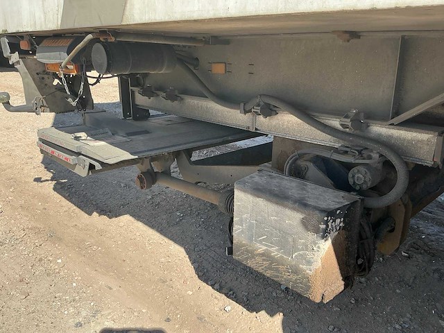 2006 van eck ut-3bi koeloplegger - afbeelding 1 van  4