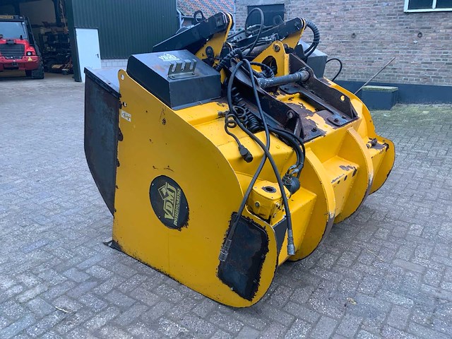 2006 vdmj ptmn2100 voermengbak - afbeelding 9 van  12