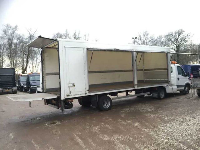 2006 veldhuizen 7500 kg oplegger - afbeelding 1 van  3