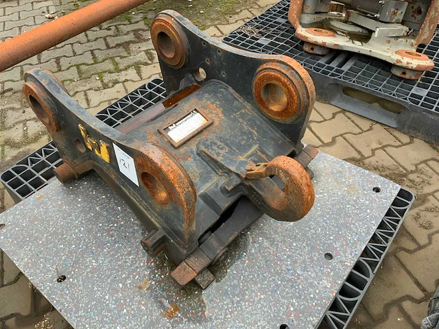 2006 verachtert hitatchi zx250 lc-3 snelwissel cw40-h 4n - afbeelding 1 van  7