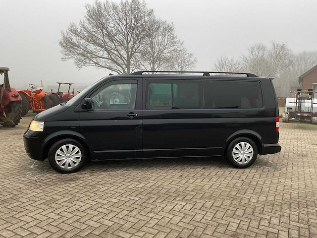 2006 volkswagen caravelle 2.5 tdi 340 trend.dc bedrijfswagen - afbeelding 1 van  34