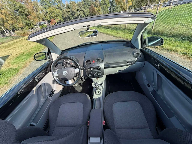 2006 volkswagen new beetle cabriolet 1.6 turijn comfort personenauto - afbeelding 5 van  25