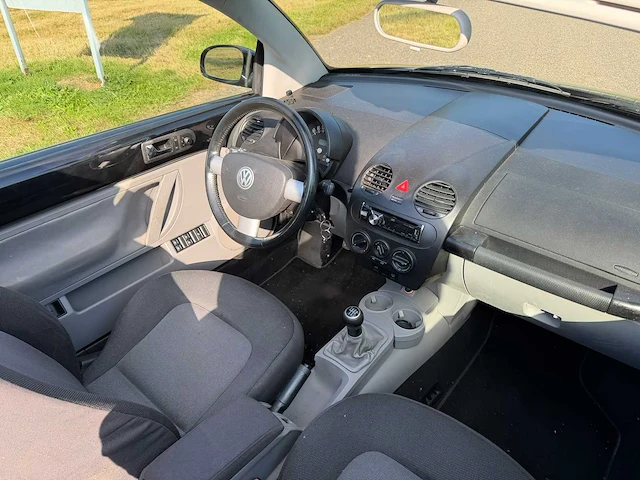 2006 volkswagen new beetle cabriolet 1.6 turijn comfort personenauto - afbeelding 18 van  25
