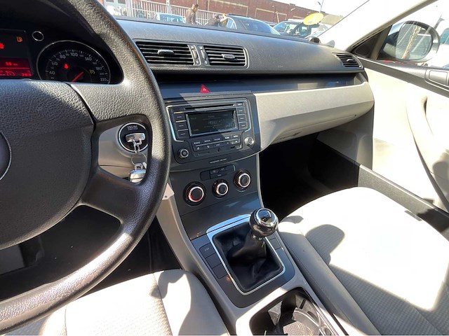 2006 volkswagen passat 1.6 trendline personenauto - afbeelding 6 van  30