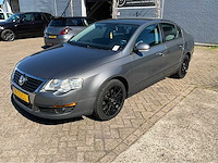 2006 volkswagen passat 1.6 trendline personenauto - afbeelding 1 van  30
