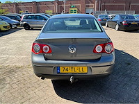 2006 volkswagen passat 1.6 trendline personenauto - afbeelding 27 van  30