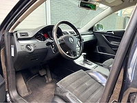 2006 volkswagen passat variant automaat 2.0 fsi highline bns personenauto - afbeelding 16 van  18