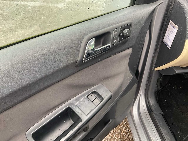 2006 volkswagen polo 1.4tdi personenauto - afbeelding 4 van  13