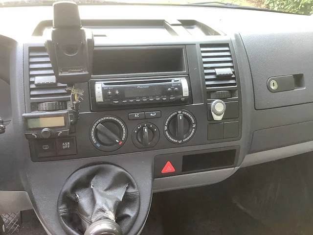 2006 volkswagen transporter 2.5 tdi 300 bedrijfswagen - afbeelding 4 van  17