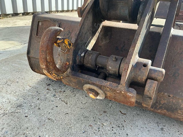 2006 volvo ec15b xtv – 3 bakken cw05 - afbeelding 17 van  31