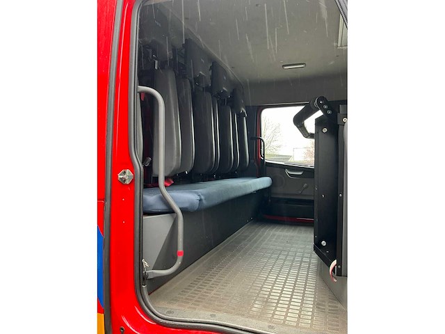 2006 volvo fm 6x2 l 8.0 hoogwerker brandweerwagen - afbeelding 6 van  31