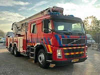 2006 volvo fm9-12 116fh brandweerwagen - afbeelding 23 van  39