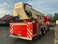 2006 volvo fm9-12 116fh brandweerwagen - afbeelding 35 van  39