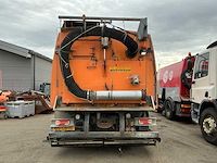 2006 volvo fm9 4x2r fal8.0 rad-a4 wegdekreiniger - afbeelding 29 van  34