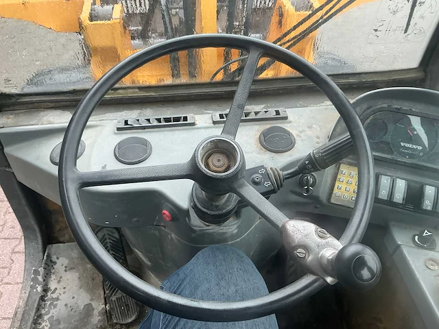2006 volvo l25b -p shovel wiellader - afbeelding 19 van  31