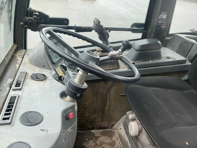 2006 volvo l25b -p shovel wiellader - afbeelding 13 van  31
