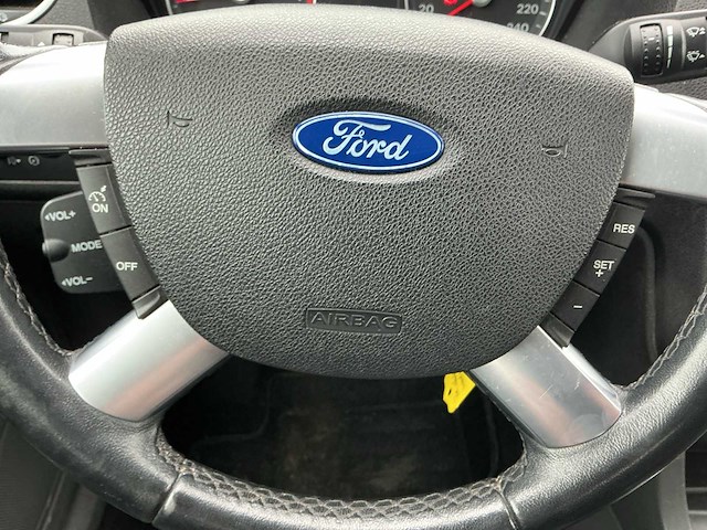 2007 - ford - focus - 1.6-16v futura - personenauto - afbeelding 10 van  13