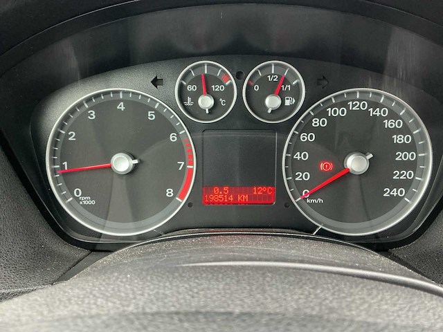 2007 - ford - focus - 1.6-16v futura - personenauto - afbeelding 12 van  13