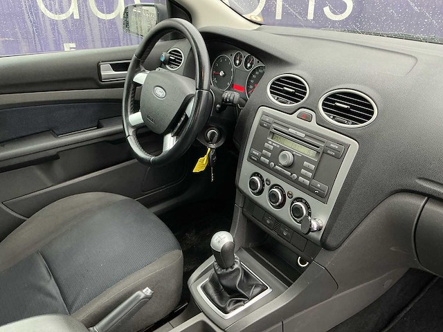 2007 - ford - focus - 1.6-16v futura - personenauto - afbeelding 7 van  13
