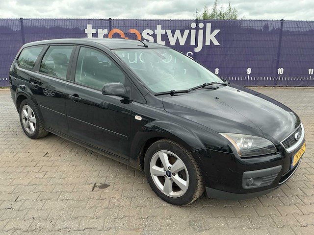 2007 - ford - focus wagon - 1.8-16v amb. flexif. - personenauto - afbeelding 9 van  12