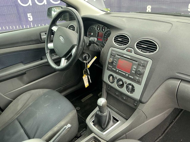 2007 - ford - focus wagon - 1.8-16v amb. flexif. - personenauto - afbeelding 6 van  7
