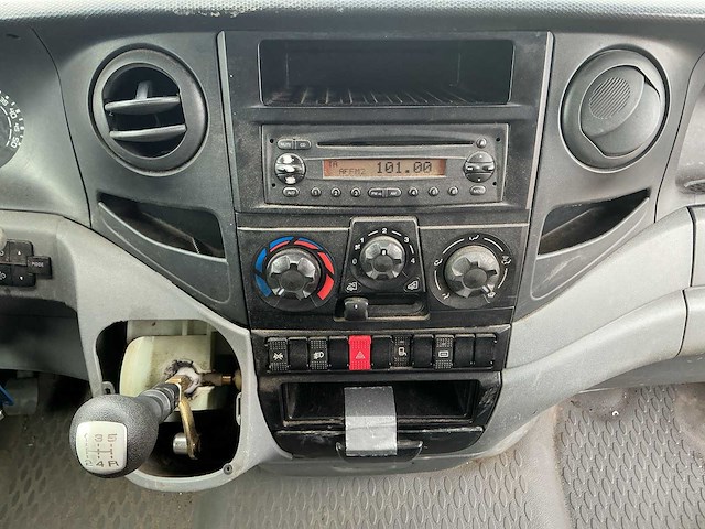 2007 - iveco - daily - 29 l 14v 300 h2 l - bedrijfswagen - afbeelding 2 van  12
