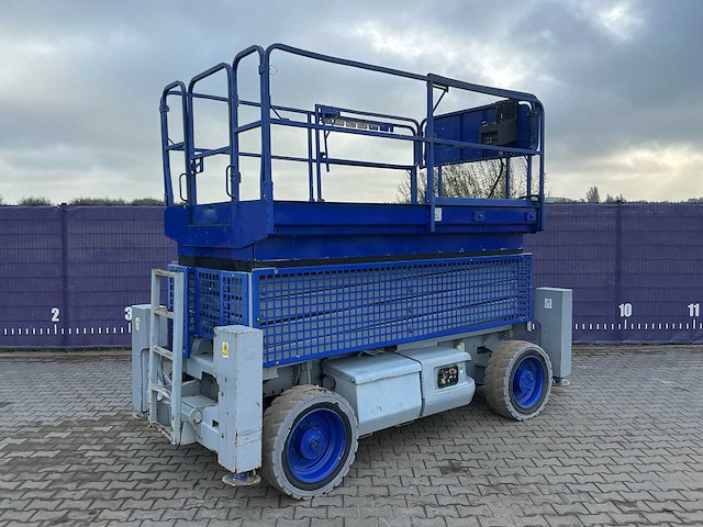 2007 - jlg - m4069 - hoogwerker - afbeelding 12 van  17