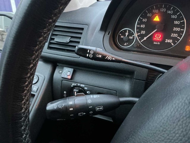 2007 - mercedes-benz - a-klasse - 170 avantgarde - personenauto - afbeelding 10 van  12