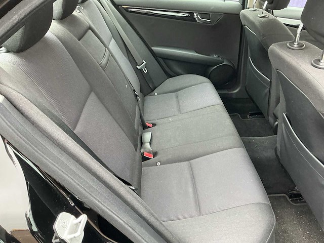 2007 - mercedes-benz - c-klasse - 200 cdi - personenauto - afbeelding 3 van  9