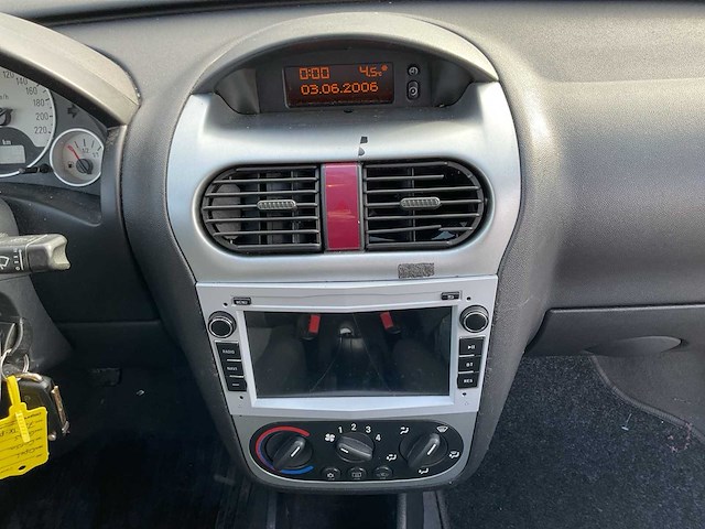 2007 - opel - corsa - 1.4-16v silverline - personenauto - afbeelding 8 van  10