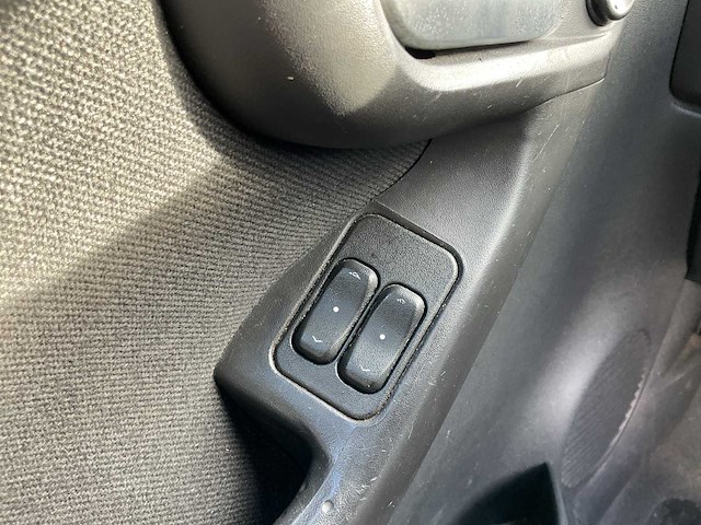 2007 - opel - corsa - 1.4-16v silverline - personenauto - afbeelding 10 van  10