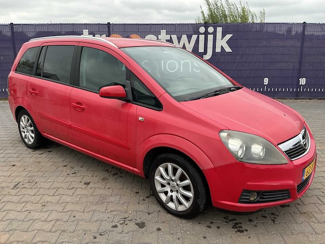 2007 - opel - zafira - 1.8 temptation - personenauto - afbeelding 4 van  11