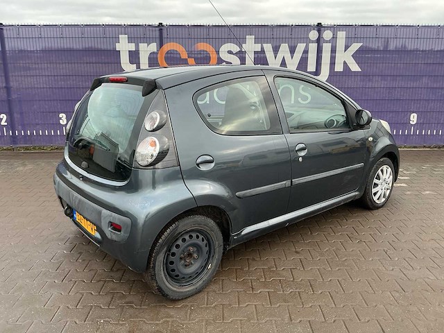 2007 - peugeot - 107 - 1.0-12v xs - personenauto - afbeelding 7 van  12